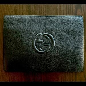 Gucci flat clutch